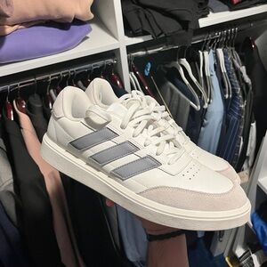 Men’s Adidas Sneakers Sz 10.5 NWOT